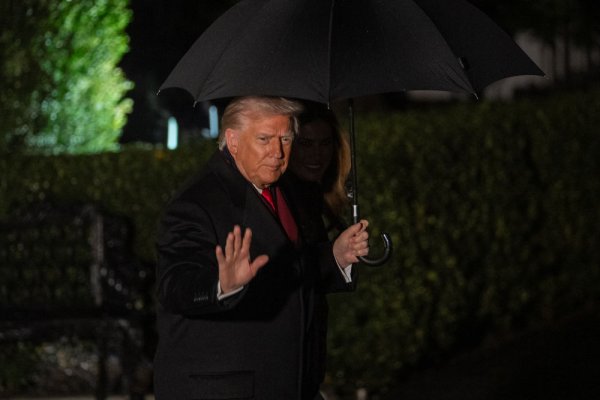 比较出名的配资平台 特朗普：赢得中期选举很困难